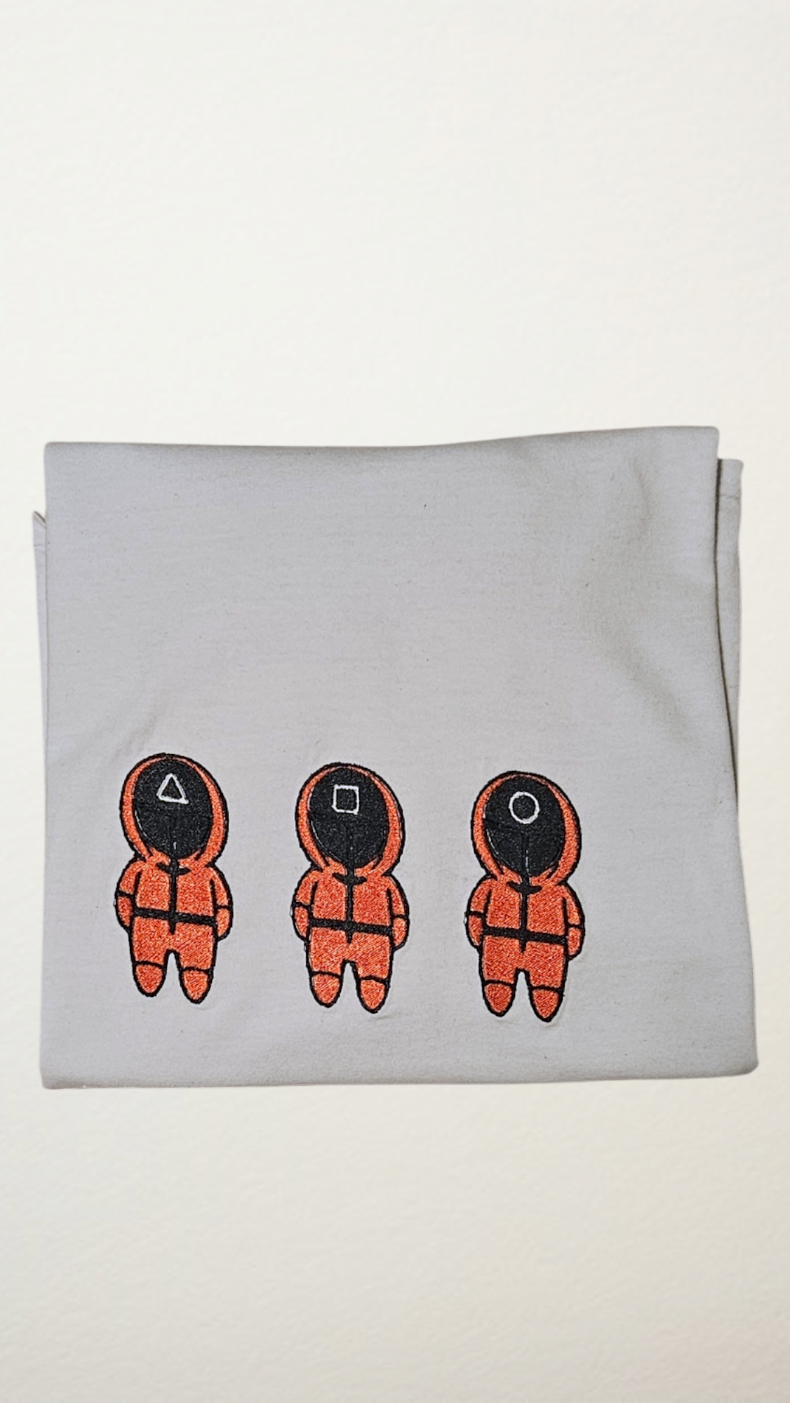 T-shirt squid game